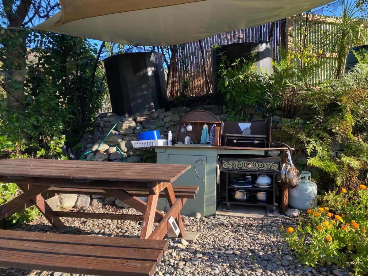 Omarama Oasis - Permaculture Glamping Hotel Pohara Exterior foto