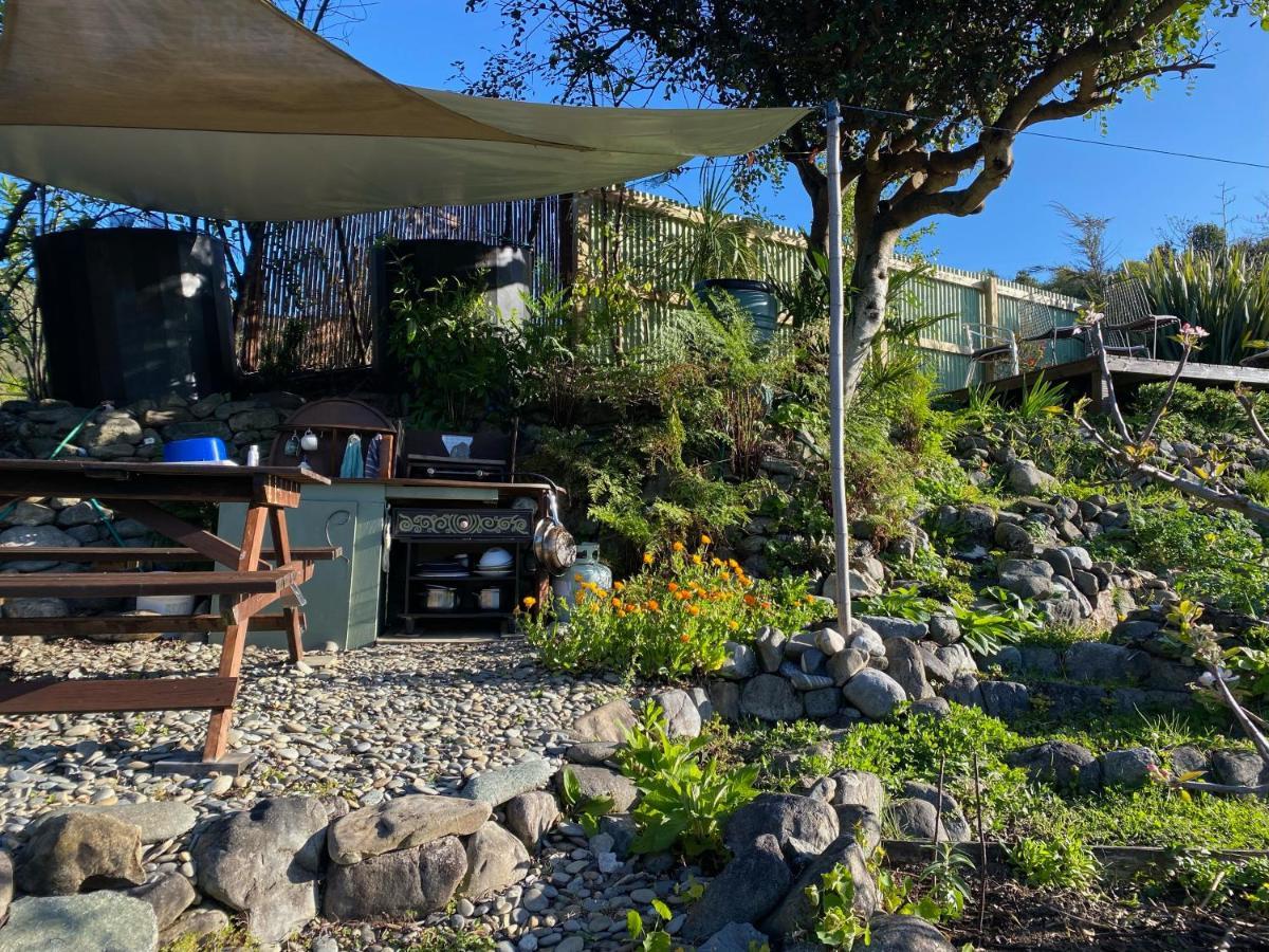 Omarama Oasis - Permaculture Glamping Hotel Pohara Exterior foto