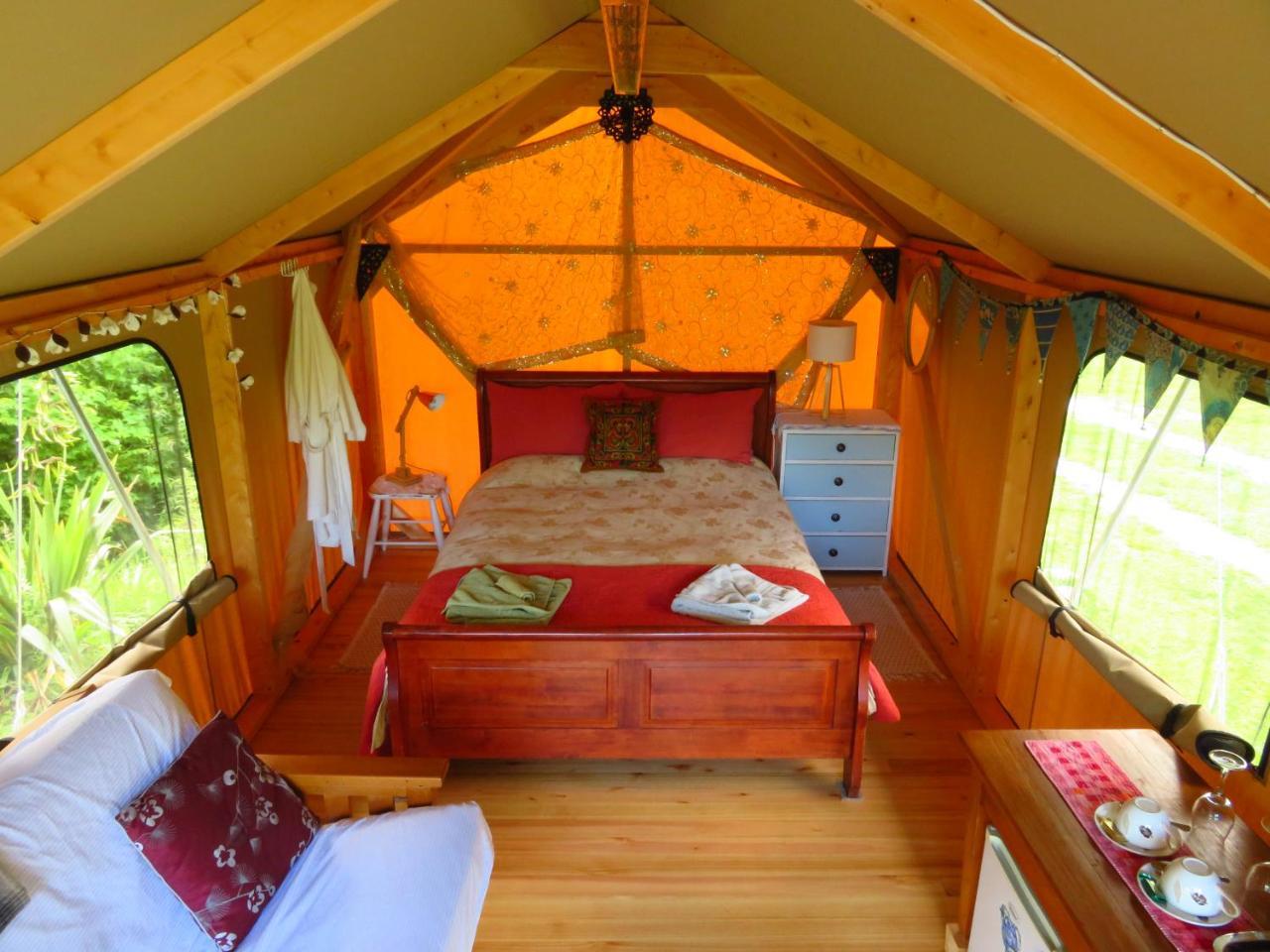 Omarama Oasis - Permaculture Glamping Hotel Pohara Exterior foto