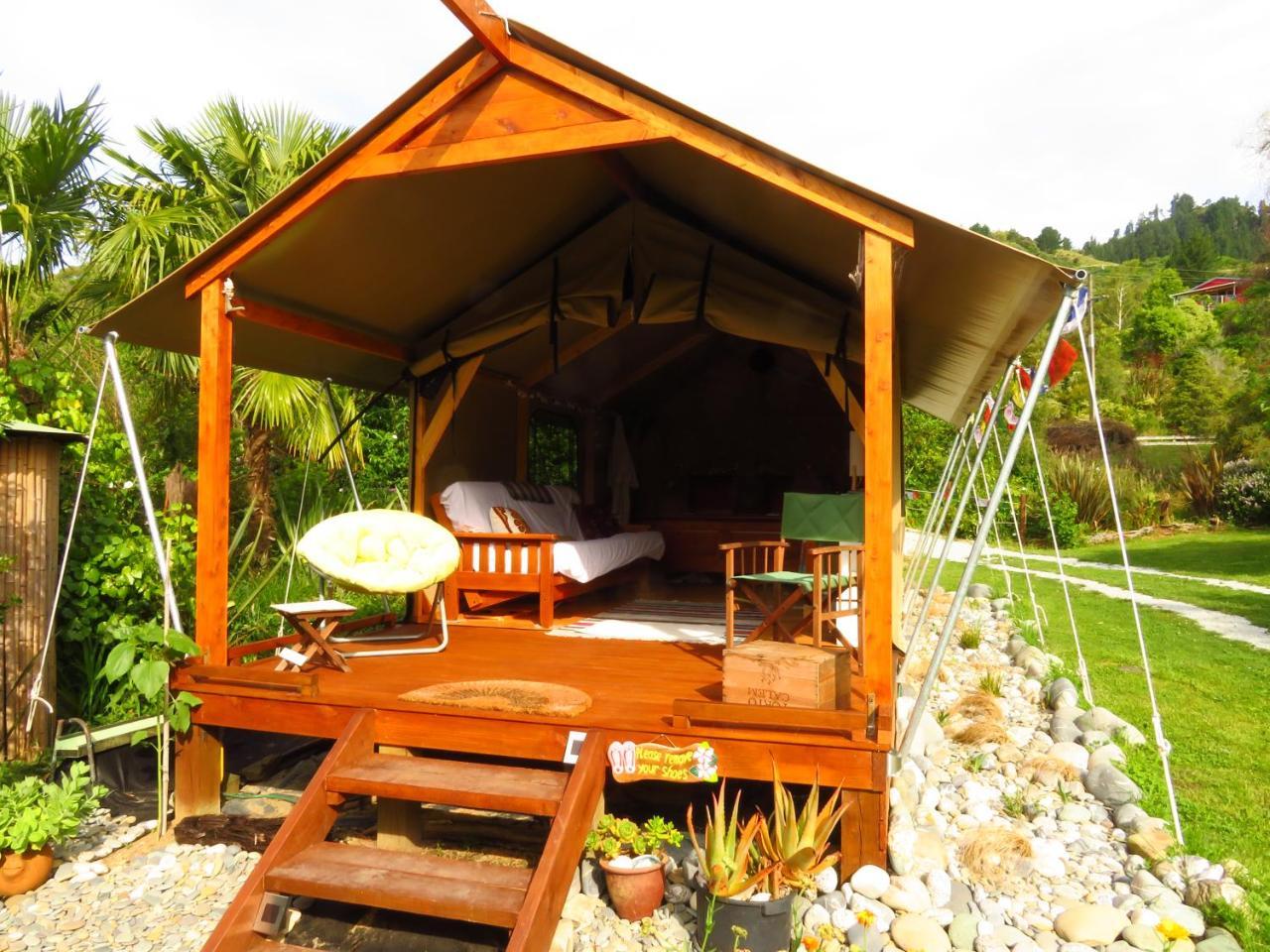 Omarama Oasis - Permaculture Glamping Hotel Pohara Exterior foto